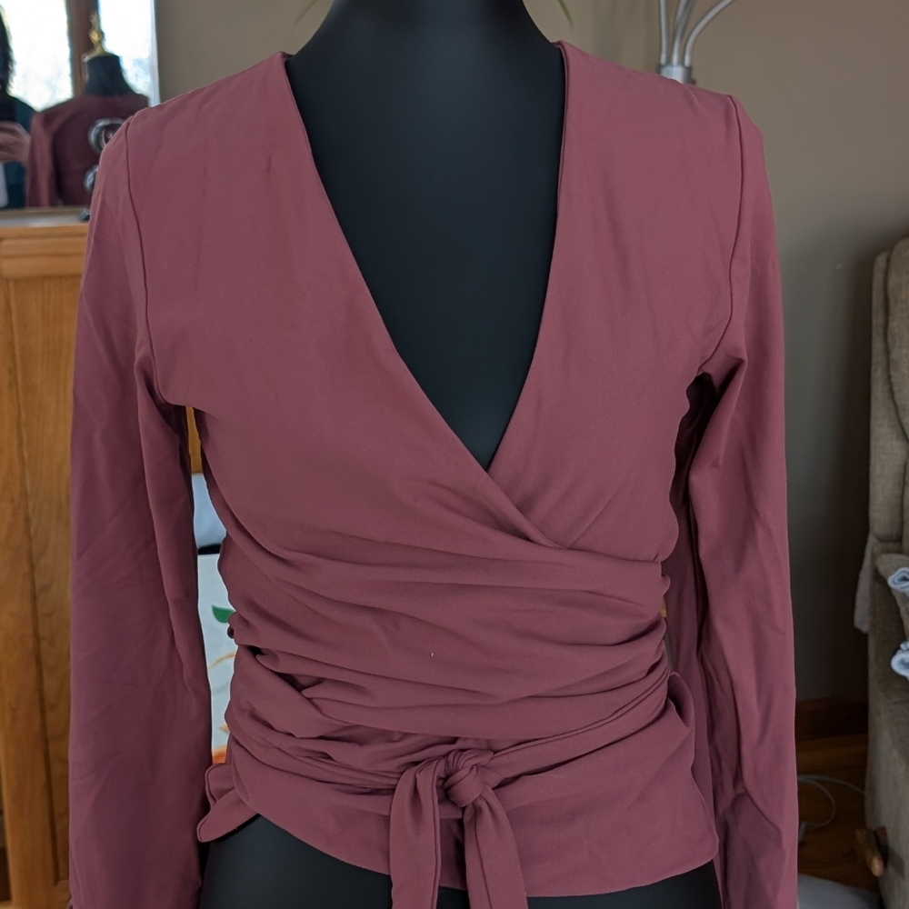 Women's Wrap Top in Mauve